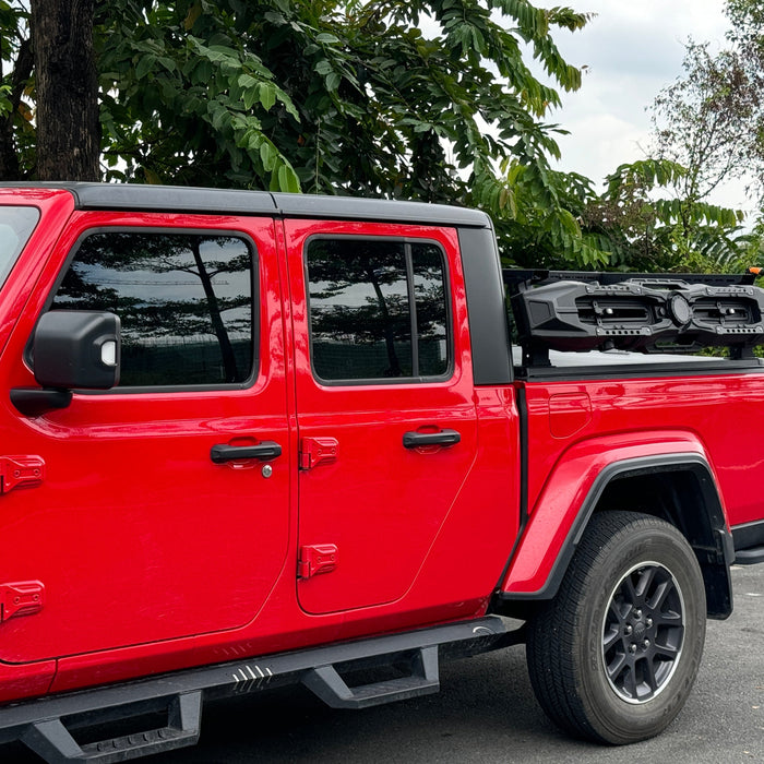 What’s the Difference Between Off-Roading and Overlanding?